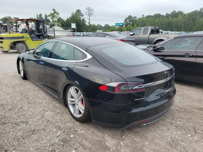 Tesla model S  P85D