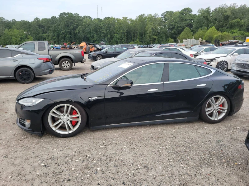 Tesla model S  P85D